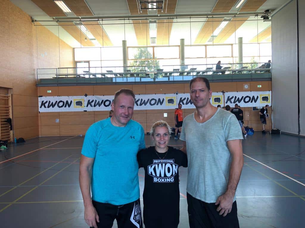 Marno Dahms Training mit Tina Rupprecht Boxweltmeisterin